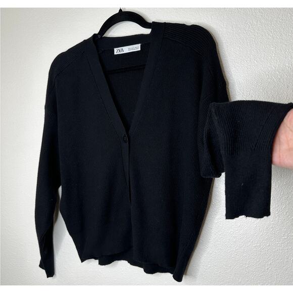 Zara Black Ribbed V-Neck Front Button Long Sleeve Cardigan Sweater S - Picture 1 of 9